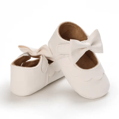 Leather Baby Shoes for Girls – Soft Sole Princess Sandals with Bow