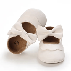 Leather Baby Shoes for Girls – Soft Sole Princess Sandals with Bow