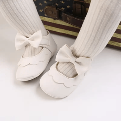 Leather Baby Shoes for Girls – Soft Sole Princess Sandals with Bow